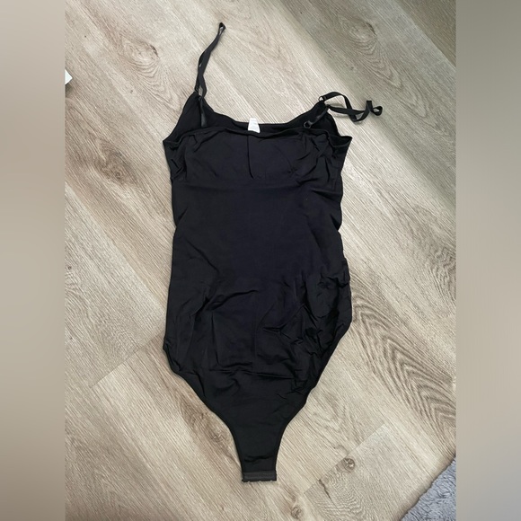 Seamless Slimming Bodysuit - Black - New in Packaging - Picture 3 of 10